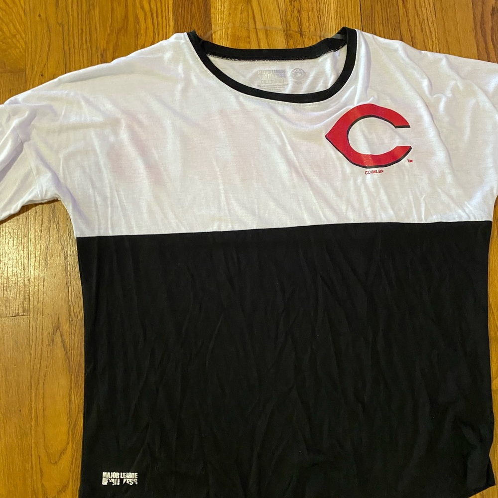 Cincinnati Reds Size XL